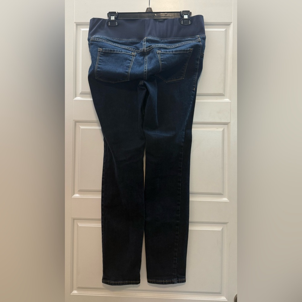Old Navy Maternity Skinny Jeans, sz 6 - Picture 2 of 4